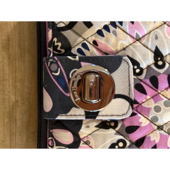 Vera Bradley Turnlock Wallet Quilted Cotton Floral Pink Purple Grey Black - Picture 2 of 6